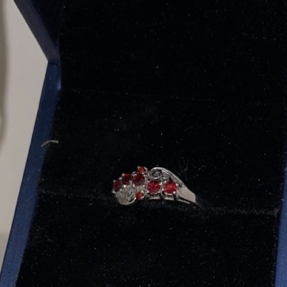 Kay Sterling Silver Garnet Ring Intricate Design Red Gemstones Band size 6 - Picture 7 of 9